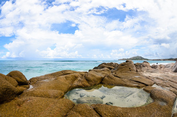 Obraz premium Scenics from the bay of Cabo Pulmo, where the desert meets the sea, Baja California sur Mexico.