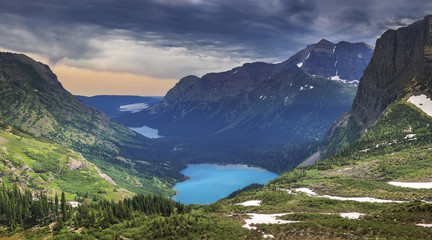 Fototapeta na wymiar Grinnell Lake in the Glacier National Park, Montana, USA