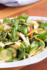 oriental chicken fresh salad bowl