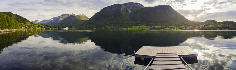 Fototapete bei efototapeten.de bestellen   