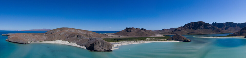 Obraz premium Aerial views from Balandra beach, Baja California Sur, Mexico.