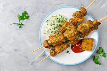 Chicken kebab with mushrooms