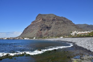 Fototapeta na wymiar Strand von La Puntilla mit La Merica, Gomera