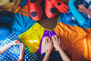 animator for children inflates long balls