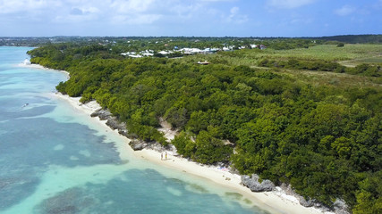 lagon en vue a&eacute;rienne
