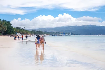 Photo sur Plexiglas Plage blanche de Boracay People are enjoying their stay on white beach, Boracay island, Philippines