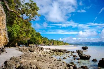 Photo sur Plexiglas Plage blanche de Boracay White beach rocky view on Boracay, Philippines