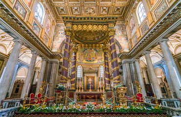 Basilica of Santa Maria Maggiore in Rome, Italy. - obrazy, fototapety, plakaty