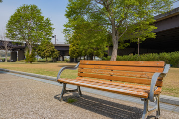 新横浜公園のベンチ
