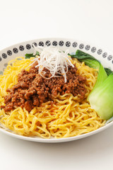 汁なし担々麺