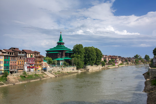 Khanqah-e-Moula ancient mosque in old town of Srinagar on bank of Jhelum river, Jammu and Kashmir, India
