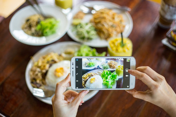 Using smartphone for take food