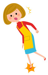 エプロンの女性　つまずく