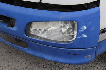 Car's headlight details