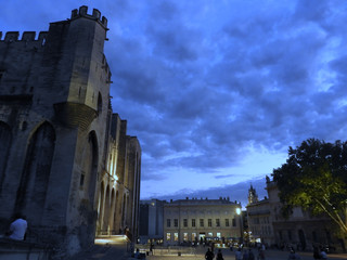Fototapeta na wymiar Blue sunset in Avignon 