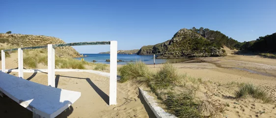 Crédence de cuisine en verre imprimé Cala Pregonda, île de Minorque, Espagne La plage de Cala Pregonda vue du fond du sable