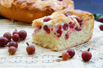 cake with gooseberries