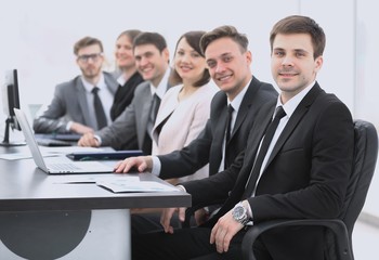 Fototapeta premium project Manager and professional business team sitting at Desk