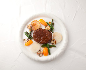 　煮込みハンバーグ