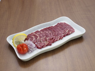 カット肉