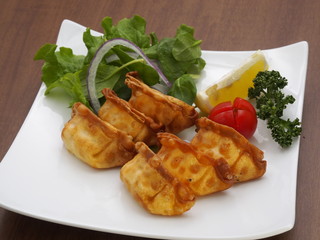 焼き餃子
