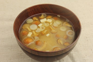 なめこの味噌汁