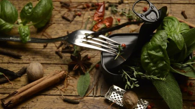 Yrttej&auml; ja mausteita Hierbas y especias Kr&auml;uter und Gew&uuml;rze Erbe aromatiche e spezie ierburi și condimente herbs and spices herbes video et &eacute;pices urter og krydderier الأعشاب والتوابل 