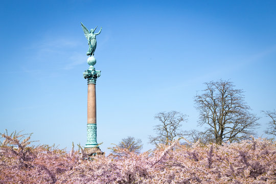 Ivar Huitfeldt Column, Copenhagen