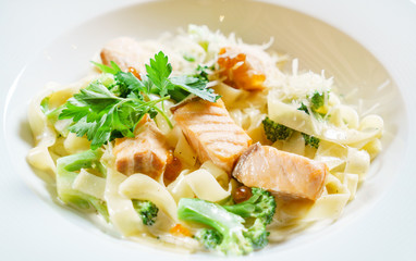 pasta with salmon