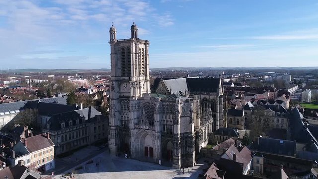 Troyes, Aerial view of Saint-Pierre-et-Saint-Paul Cathedral, HD (1920X1080)