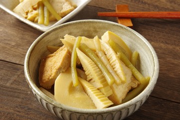 タケノコの煮物　山菜料理