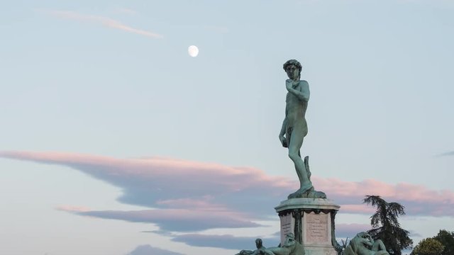 Timelapse of a statue in the evening