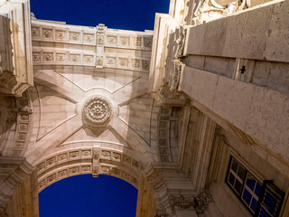 Arco de la Plaza el Comercio , Pra&ccedil;a do Com&eacute;rcio, en Lisboa, Portugal
