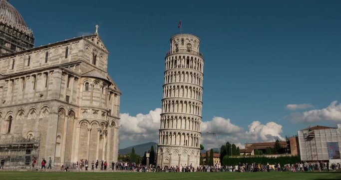 Timelapse of the Cathedral and the Tower of Pisa
