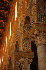 イタリア、シチリアのモンレアーレ大聖堂の風景