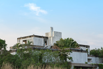 Fototapeta na wymiar abandoned industrial building