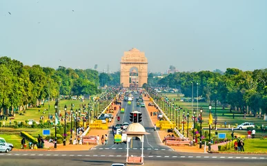  Uitzicht op de ceremoniële boulevard van Rajpath vanaf het secretariaat-gebouw naar de India Gate. New Delhi © Leonid Andronov