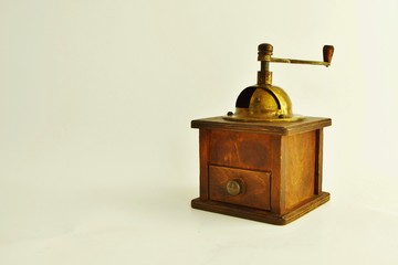 Coffee ground in an old manual coffee grinder is a pleasure not only taste, but also action!