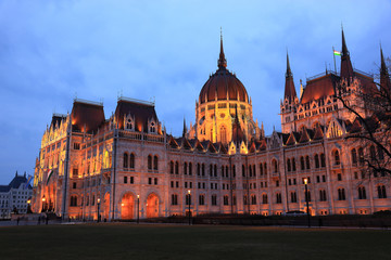 Fototapeta premium Parlamentsgebäude in Budapest, Ungarn