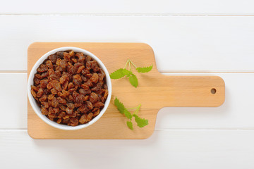 bowl of sweet raisins