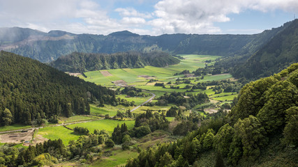 Obraz premium Vulcanic Crater At Sao Miguel