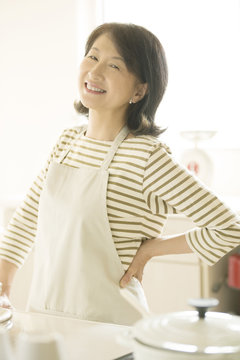 腰痛が改善したシニア女性