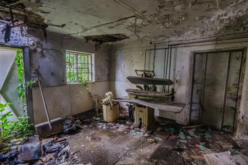 buegelstation in einem haus