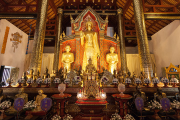 Fototapeta na wymiar Wat Chedi Luang