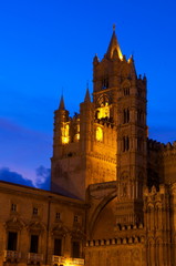 Fototapeta premium イタリア、シチリアのパレルモの風景