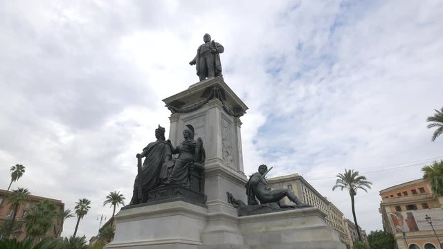 Camillo Benso statue in Rome