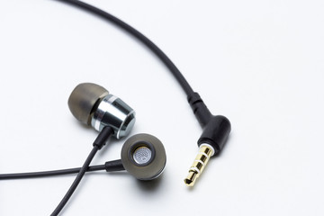 Auriculares in-ear o intrauriculares