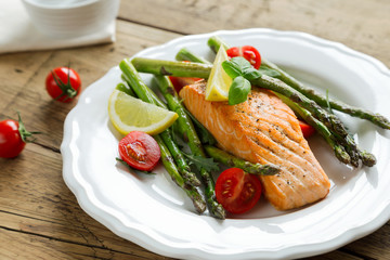 Lachs mit Spargel