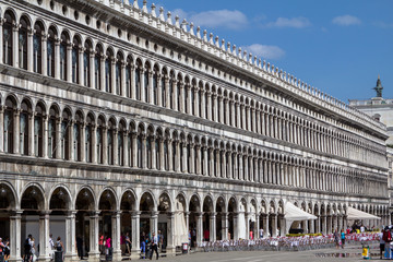 Fototapeta premium Arcades of the facade on Piazza San Marco in Venice, Italy