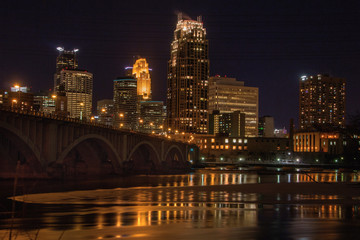 Fototapeta na wymiar Minneapolis Skyline in Minnesota, USA